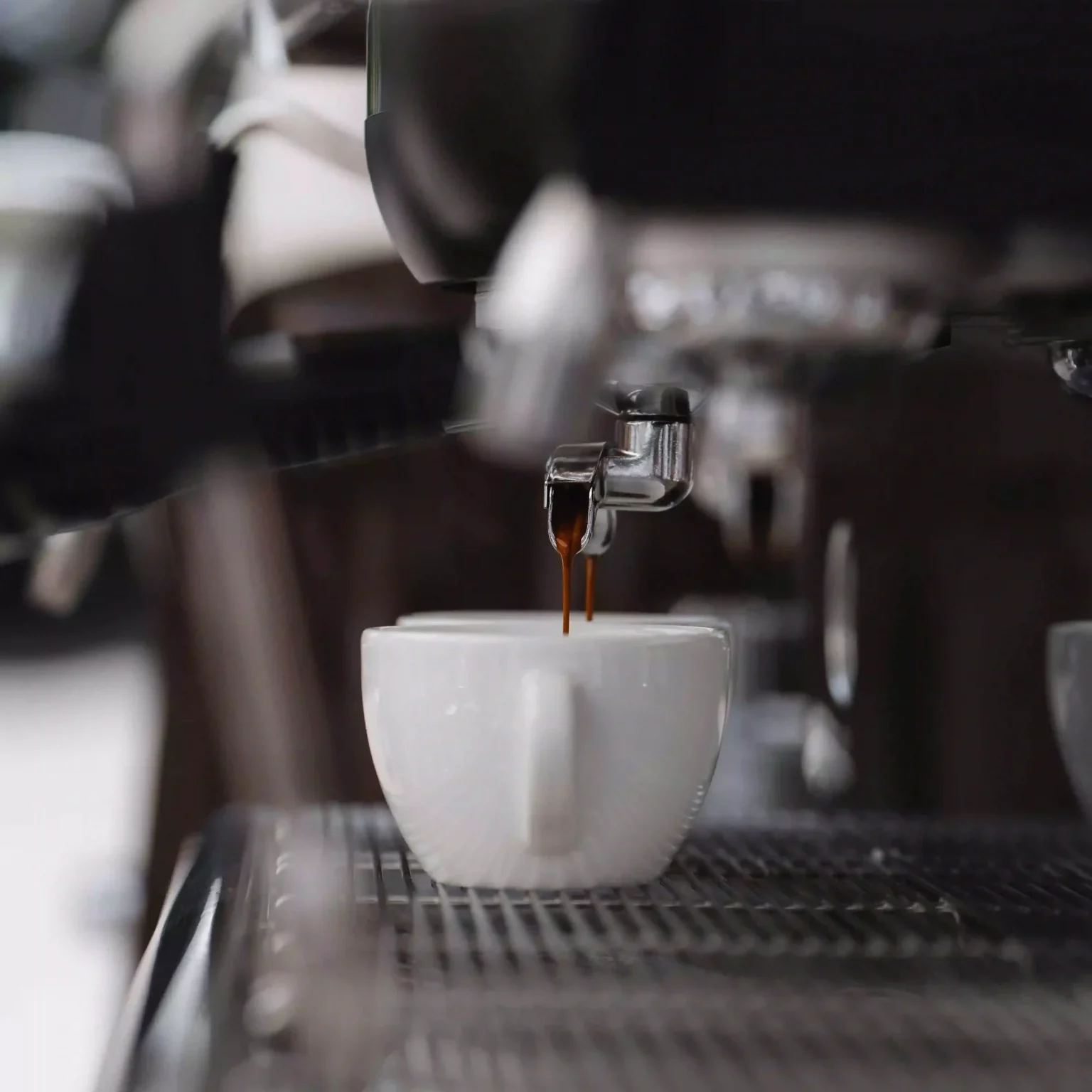 Zwei Espresso Shots aus der Siebträgermaschine